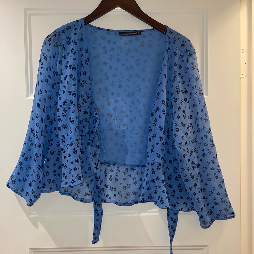 Abercrombie top